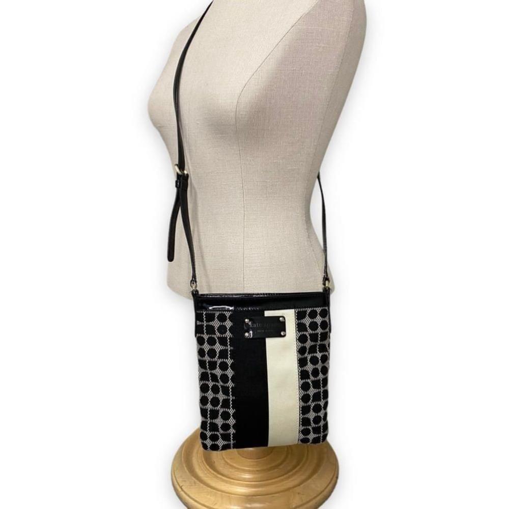 Kate Spade -Black/Cream Geometric Crossbody - Picture 2 of 13